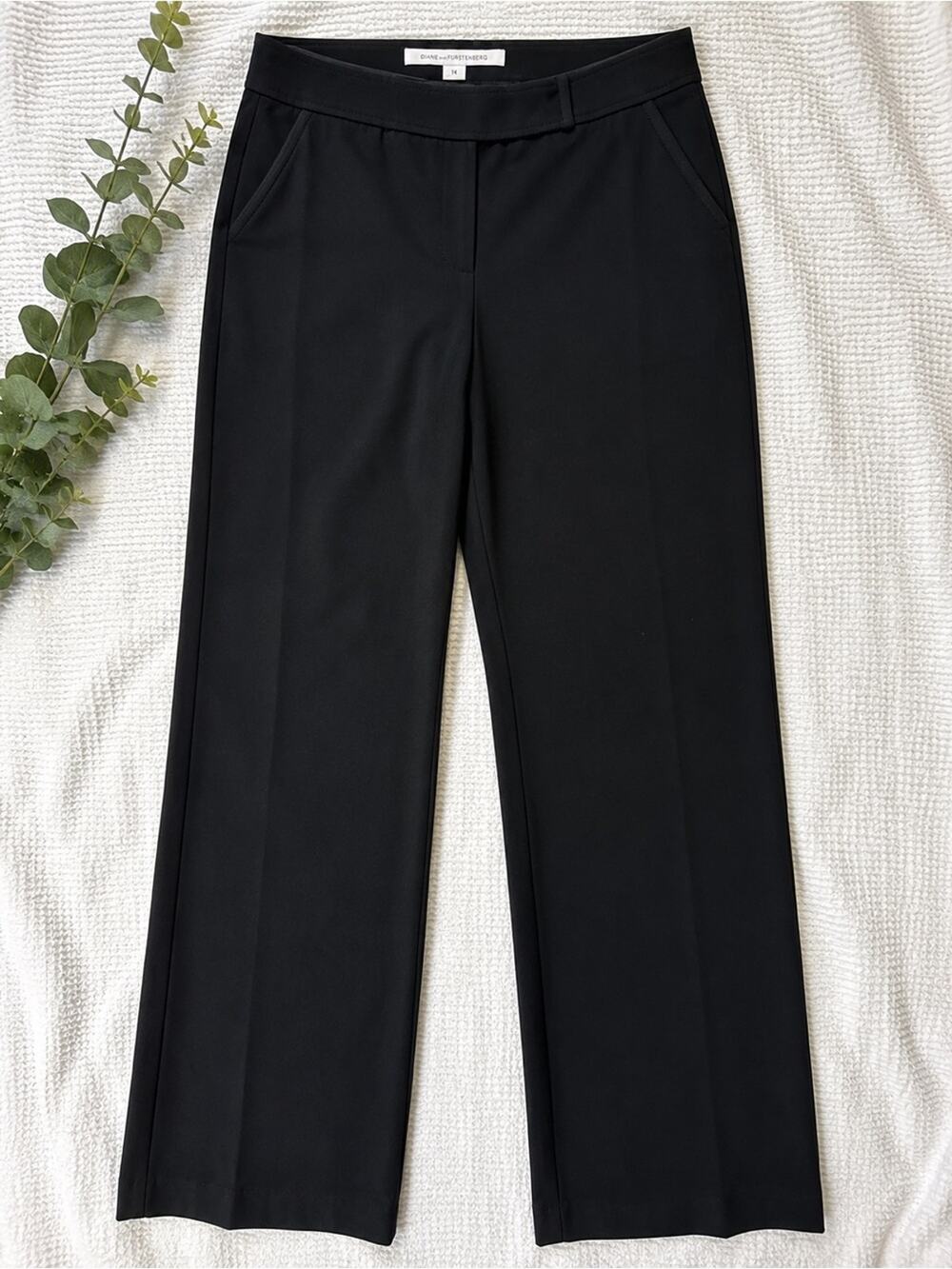Diane von Furstenberg DVF Black Straight Leg Pull-On Career Dress Pants size 14